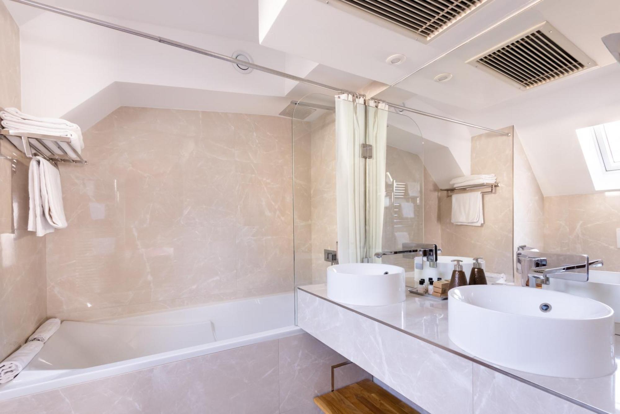 Chambre Familiale avec Balcon